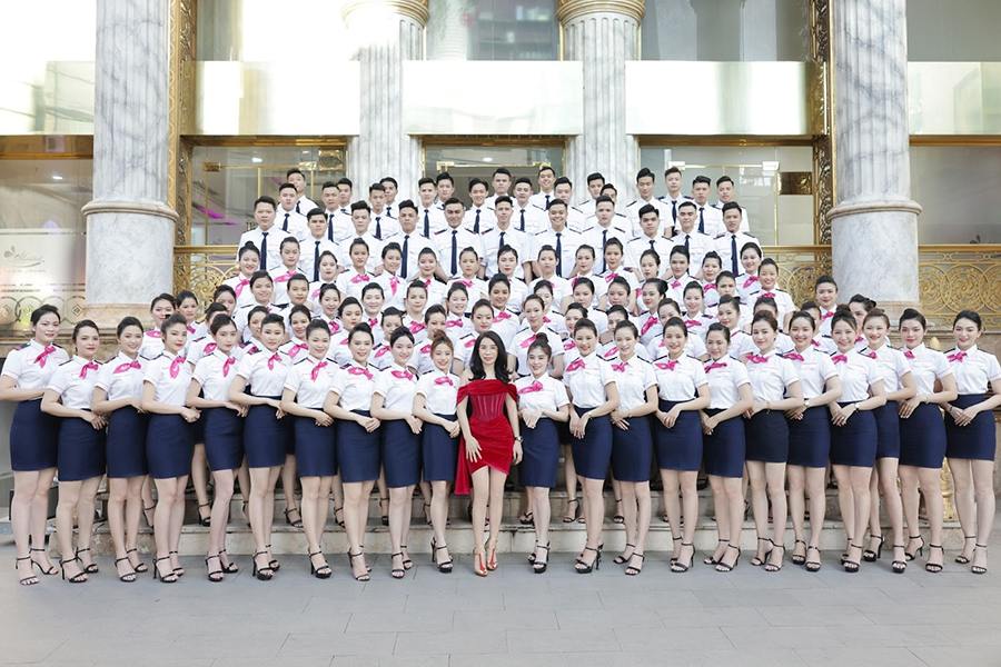 Dàn hoa hậu, á hậu, ca sĩ hạng A góp mặt trong đêm khai trương chi nhánh Mailisa tại Phú Quốc